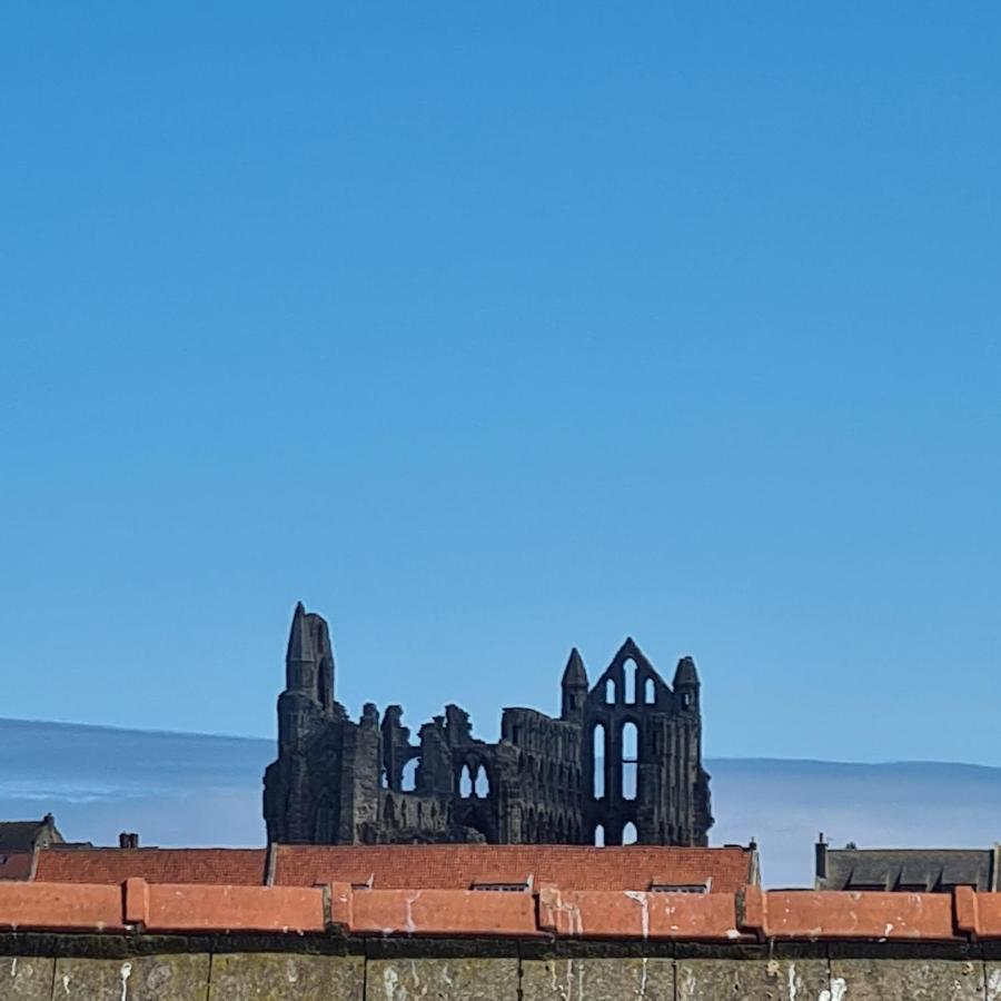 Frida'S Cottage Whitby Extérieur photo